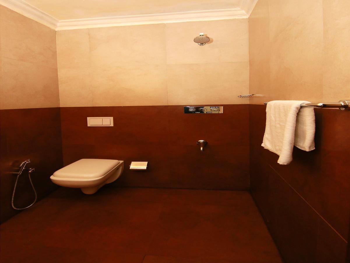 Sn Hotel Муннар Екстер'єр фото