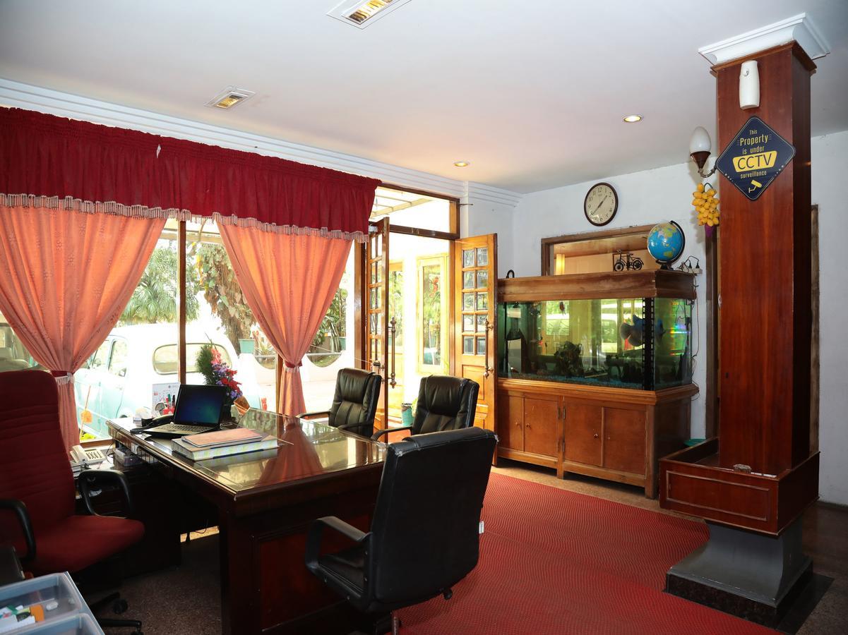 Sn Hotel Муннар Екстер'єр фото